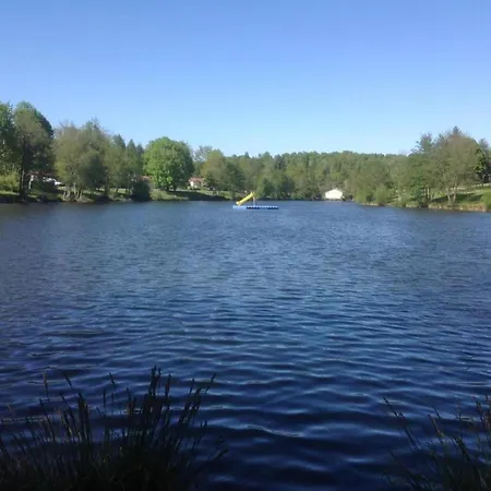 Holiday home Spacious With Heated Pool, Cleaning Included Roussines