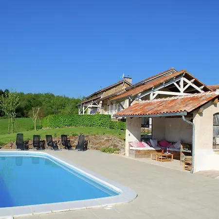 In France With Private Terrace, Cleaning Included Prázdninový dům